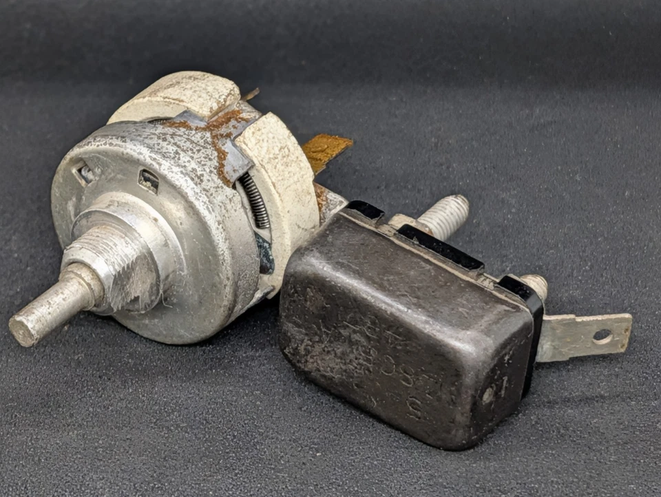 NOS 1958 1959 1960 DODGE D100 D200 D300 PICKUP TRUCK VARIABLE SPEED WIPER SWITCH - Image 2 of 4