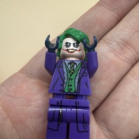 Lego DC Joker Dark Purple Suit Minifigure From 76023 Tumbler Dark Knight Batman
