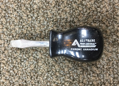 ALLTRADE STUBBY FLAT HEAD SCREW DRIVER 1/4'' WORKING EGDE, CHROME VANADIUM, USA