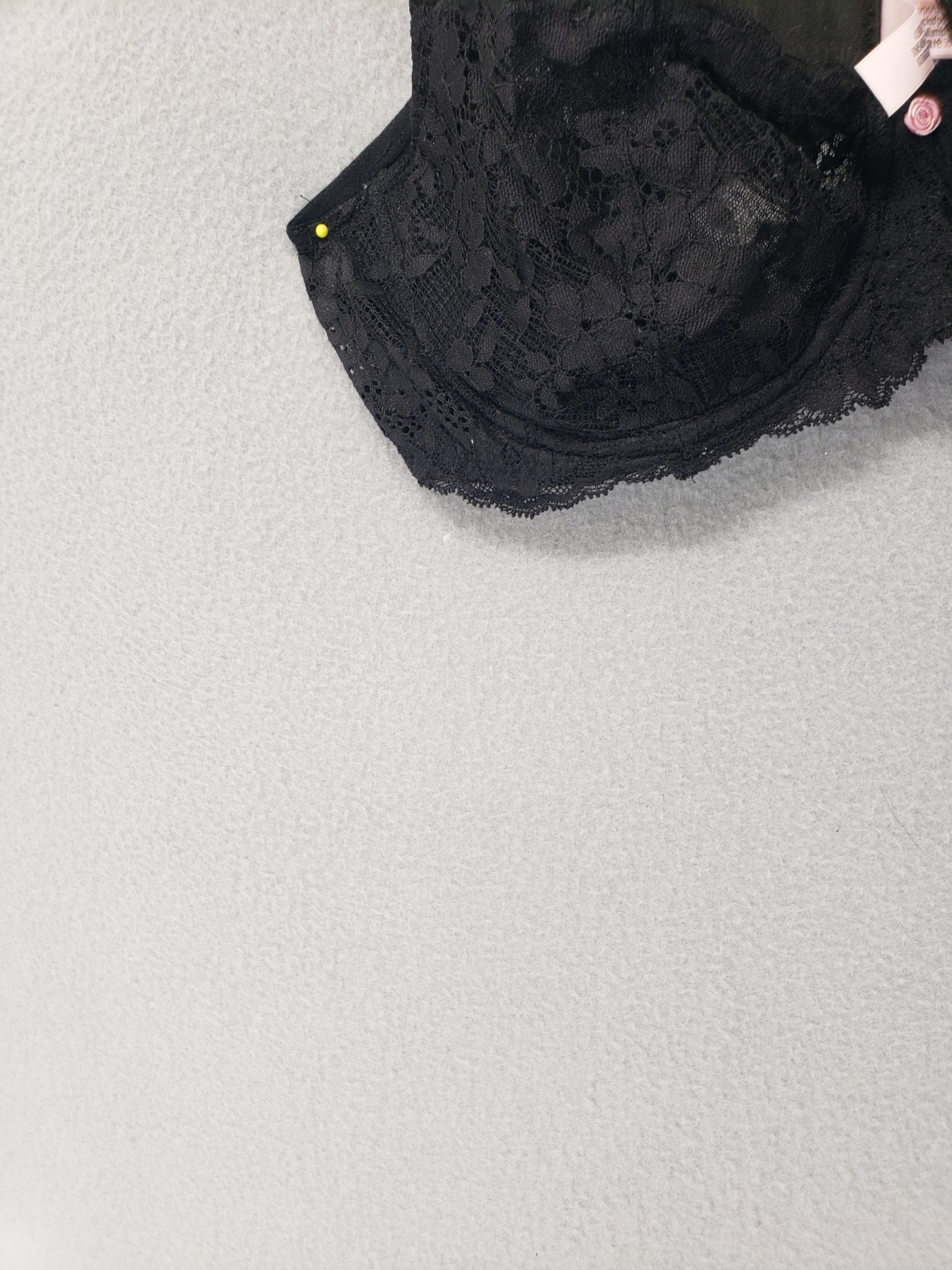 Picture 5 of 17