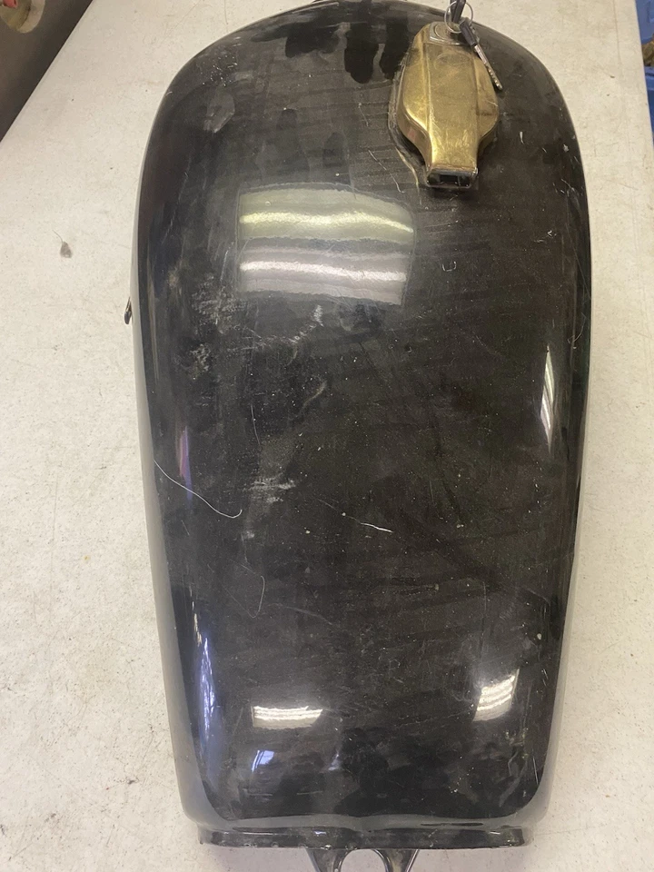 Yamaha XS650 Gas Tank, Fuel Tank, Model Unverified. Yamaha Fuel Tank - Image 2 of 4