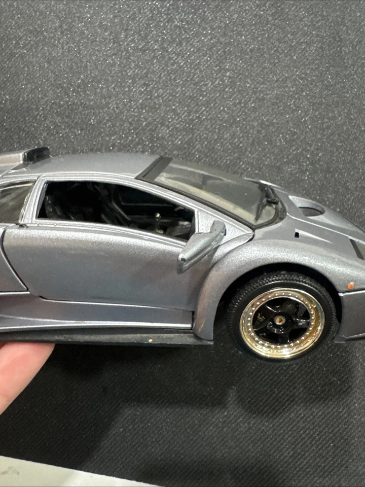 RARE MOTORMAX 1:18 LAMBORGHINI DIABLO GT, METALLIC GREEN - 73168 - Image 4 of 4