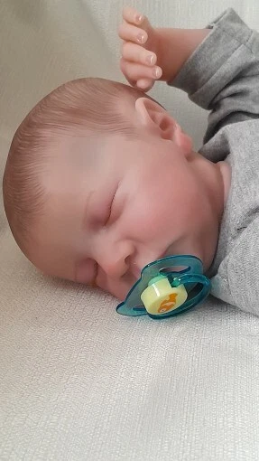 Bebè Newborn Neonato pelle morbida vinile siliconico, colori  Realistici, 48 Cm  - Immagine 4 di 4