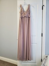 NWT DB STUDIO BEIGE EVENING GOWN DRESS SIZE 6 RUNS A BIT SMALL. MORE LIKE SIZE 4
