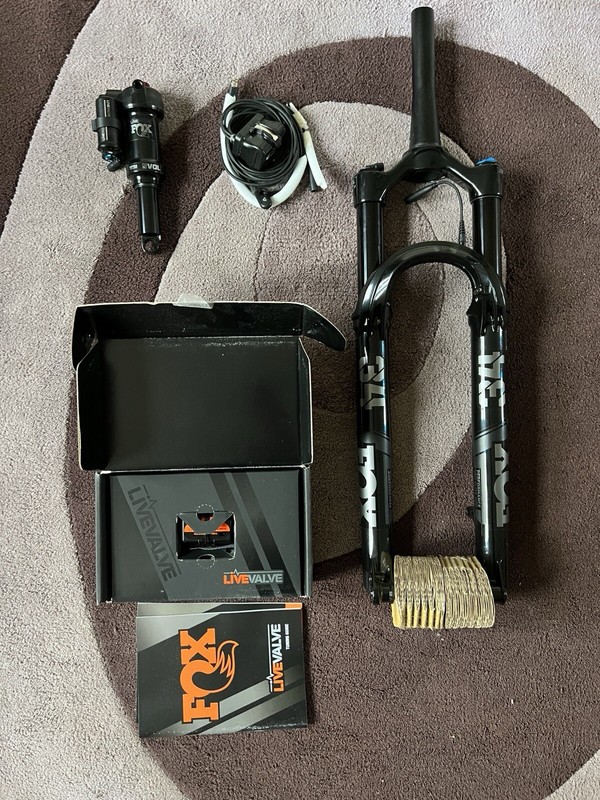 fox 34 performance elite forks & rear shock w/ LIVE VALVE SYSTEM 
