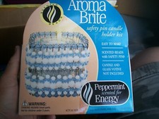 Aroma Brite Safety Pin Candle Holder Peppermint scent Blue / White Beads NEW