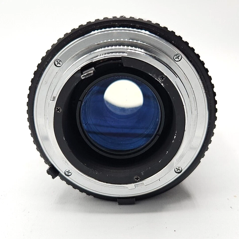 Albinar ADG 80-200mm f/3.9 Telephoto Zoom Lens for Minolta MD Mount SLR Camera - Image 3 of 3