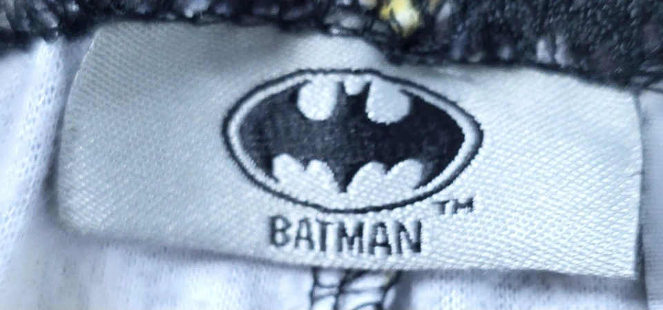 Pantalones de pijama Batman con estampado integral talla 2X gris con amarillo y negro Foto 3 de 4
