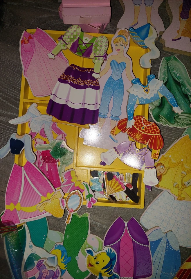 Melissa & Doug Disney Princess Wooden Magnetic Dress Up Over 80+ Pieces Lot 💜 - Image 4 of 4