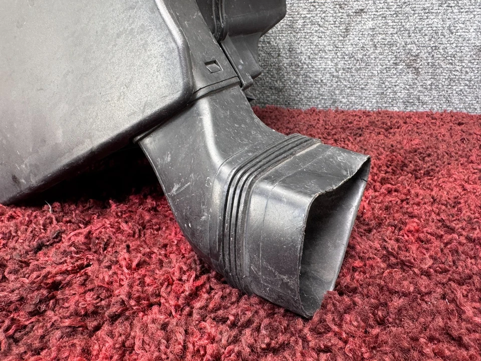 Conjunto de caja de filtro de admisión de aire BMW 2001-2006 E46 E83 OEM 121K Foto 2 de 4