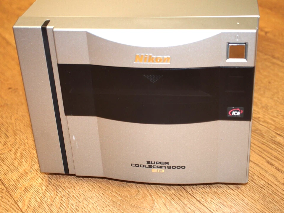 Nikon Super Coolscan 8000ED Scanner - Spares or Repair - Image 2 of 4