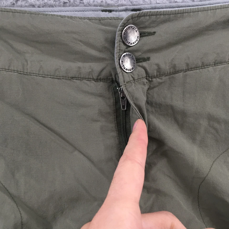 Columbia Titanium Cargo Short Pants Womens 12 Green Zip Fly Pockets - Image 3 of 4