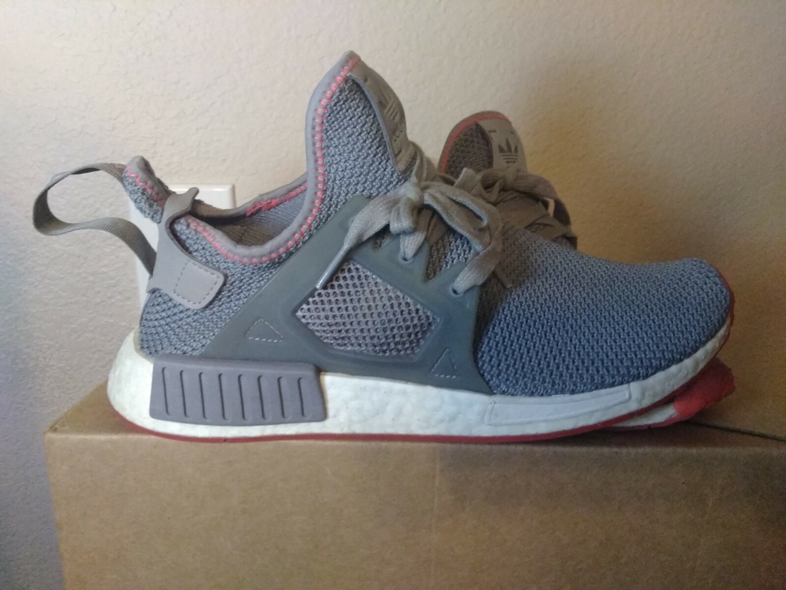adidas nmd xr1 grey three solar red