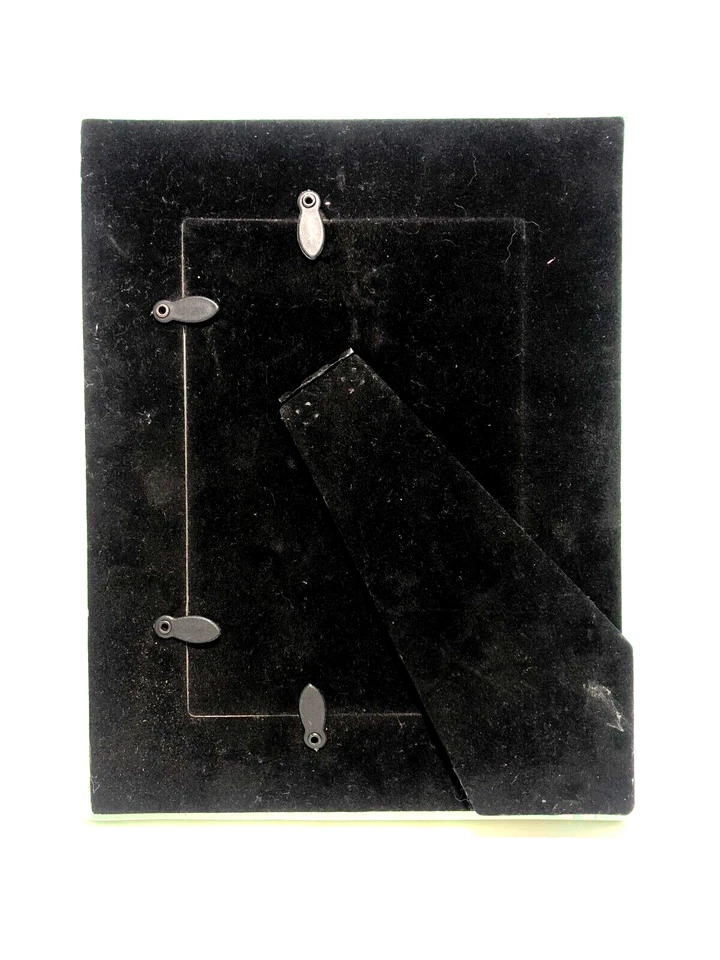 Совершенно керамическая зеленая текстурированная геометрическая рамка для картин Wit and Whimsy 9 дюймов x 6 дюймов - Изображение 3 из 4