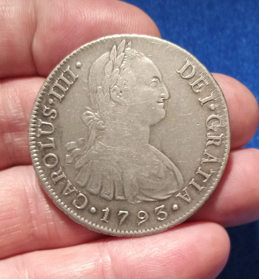 MONEDA COLONIAL ESPAÑOLA PLATA CARLOS REALES 1793 8 REALES llll Foto 4 de 4