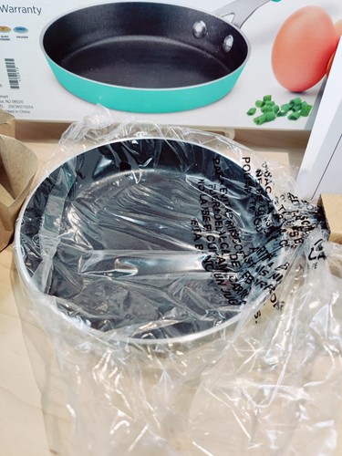 NEW CUISINART MINI FRY PAN 14cm/5.5" NON- STICK IN ORIGINAL BOX - Picture 2 of 8