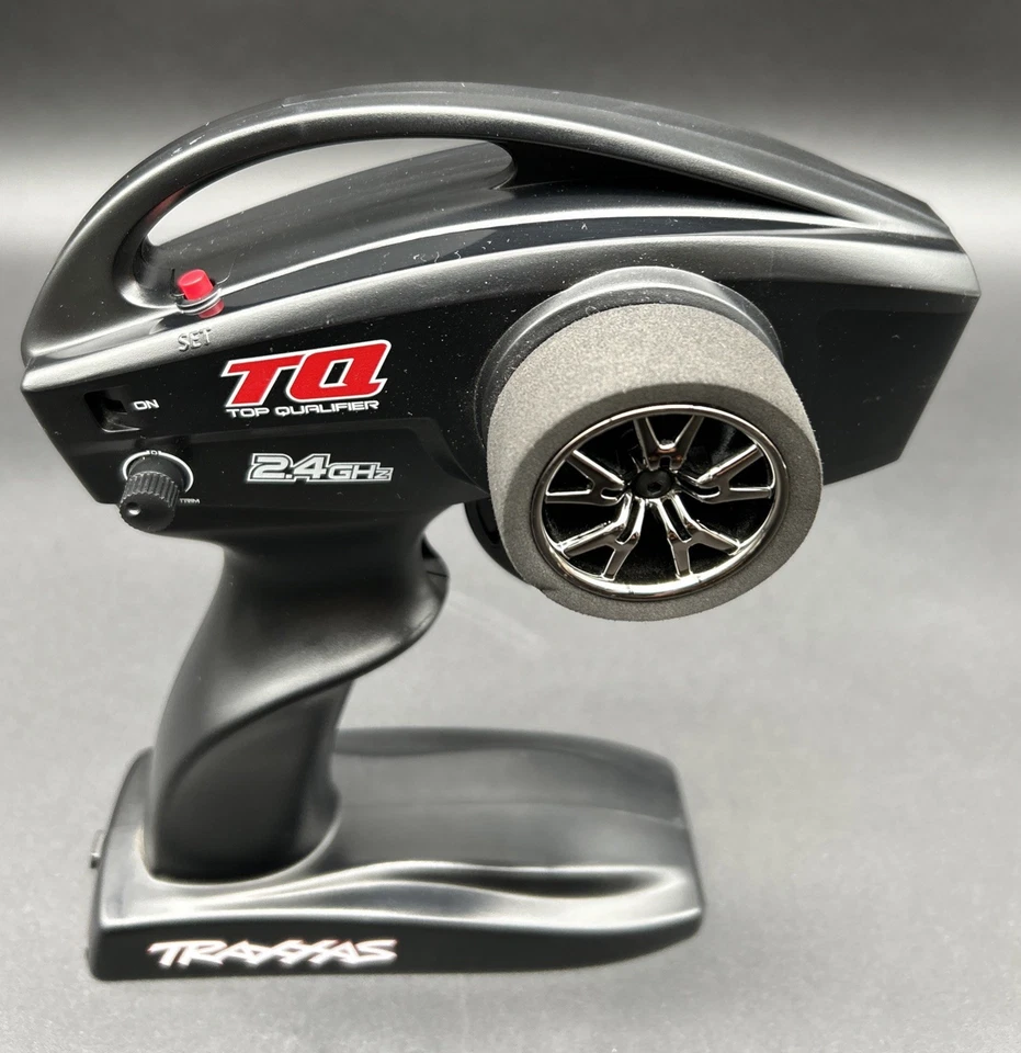 Traxxas TQ 2.4GHz Remote Control 2 Channel Model 6516B - Excellent - Tested! - Image 3 of 4