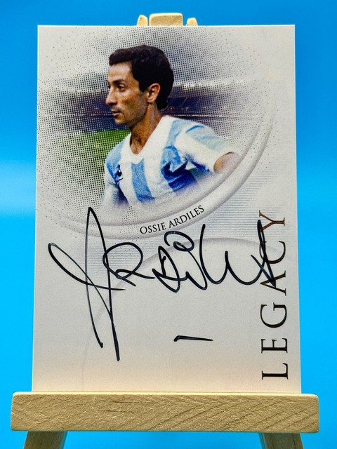 Ossie Ardiles | 2025 Futera Unique Autograph 1/1 – Tottenham Hotspur & Argentina