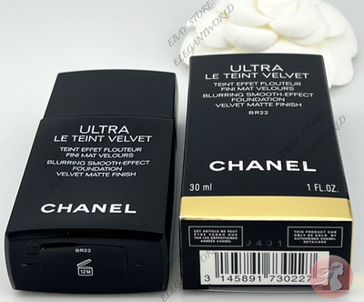 Chanel ULTRA LE TEINT VELVET Blurring Smooth Effect Matte Finish