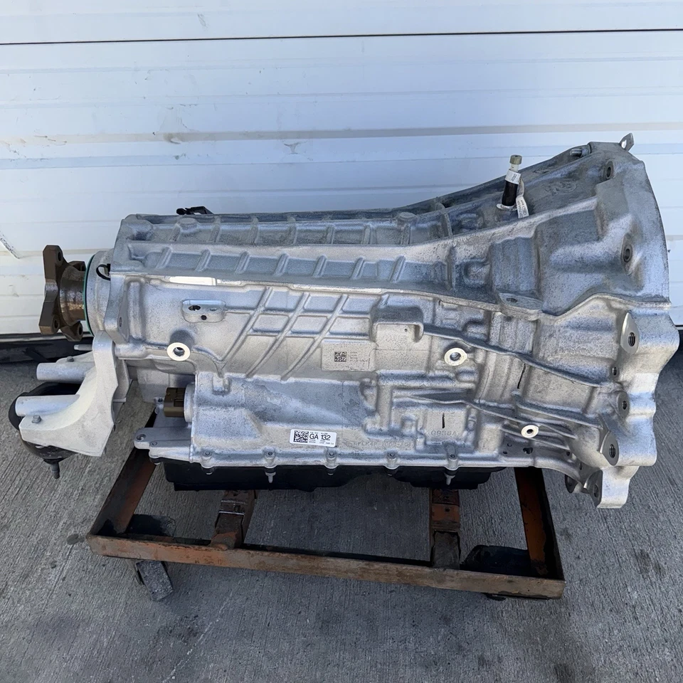 2020-2025 Ford Transit 150 250 350 Transmisión automática RWD OEM 11K Millas Foto 2 de 4