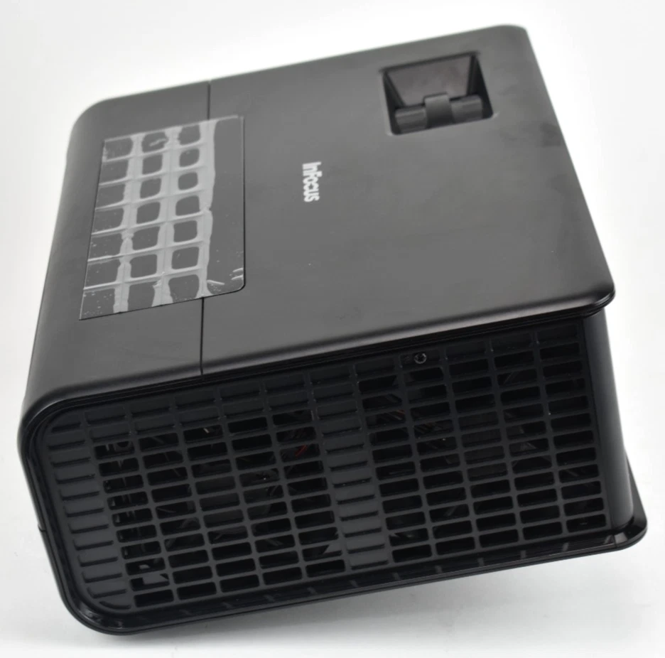 InFocus IN2114 1080p DLP Projector 3000 Lumens ONLY 70 LAMP HOURS! - Image 3 of 4