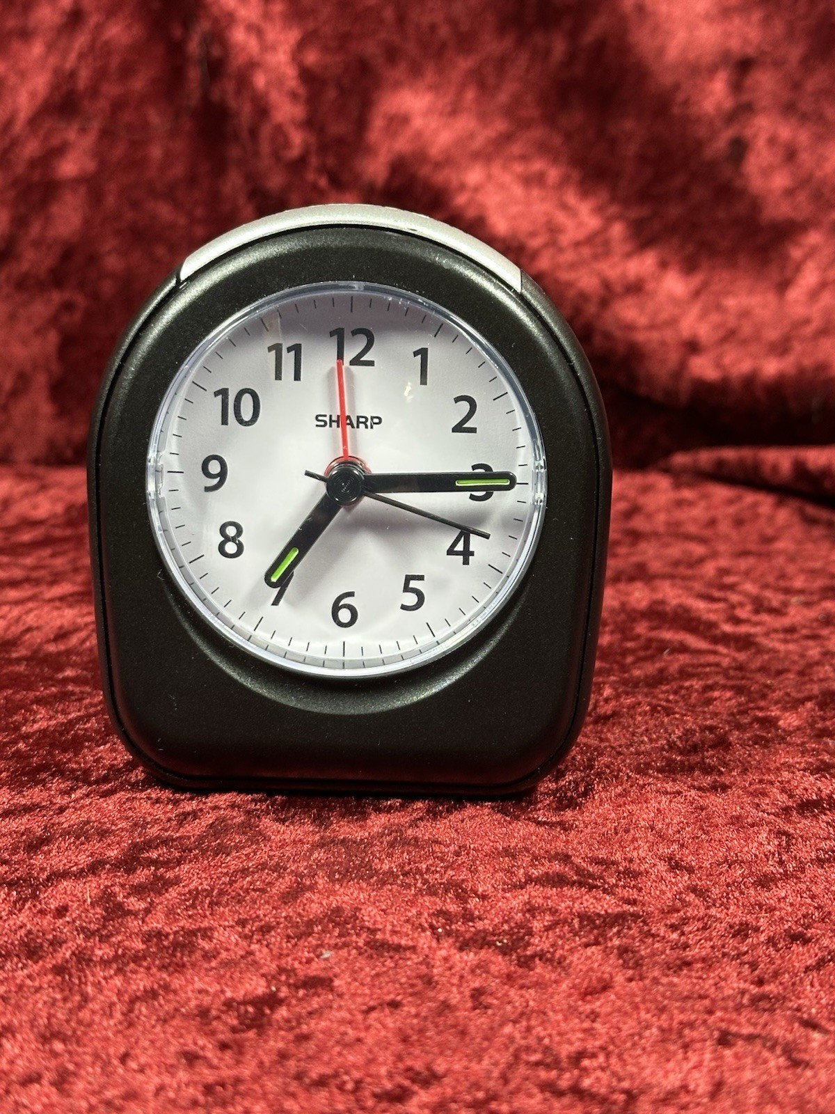 Sharp Travel Alarm Clock with Light Quartz Analog Model SPC844 - Works
