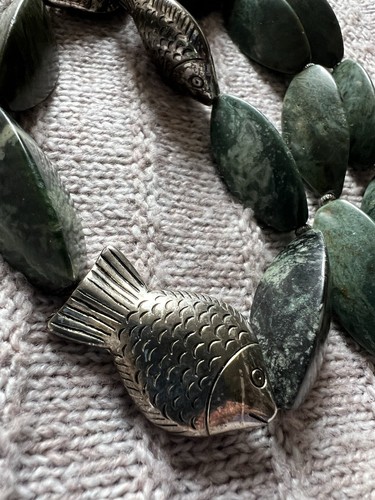 Unique Vintage Chunky Jade Earthy Green Beads Silver Fish Necklace 22” - Bild 6 von 16
