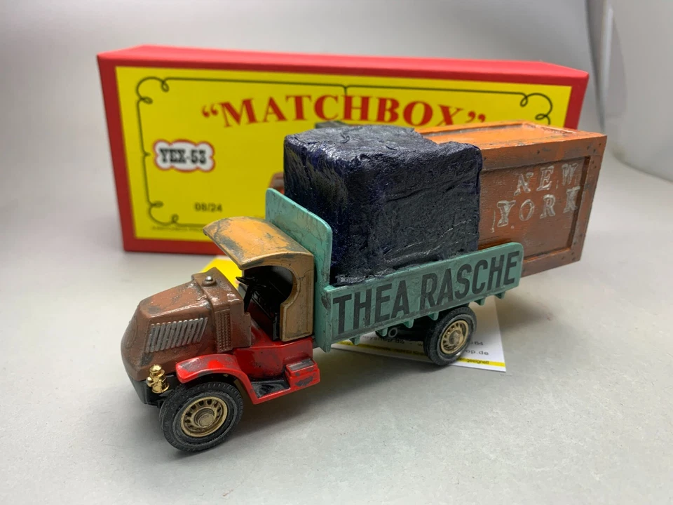 Matchbox MoY Code 2 YEX-53 Mack mit handgebauter Ladung rote Box  1 von 6 - Bild 2 von 3