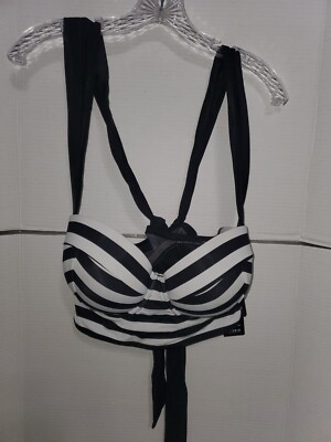Torrid Black White Stripe Multi Way Push Up Bikini Top Plus Size 2 NWT
