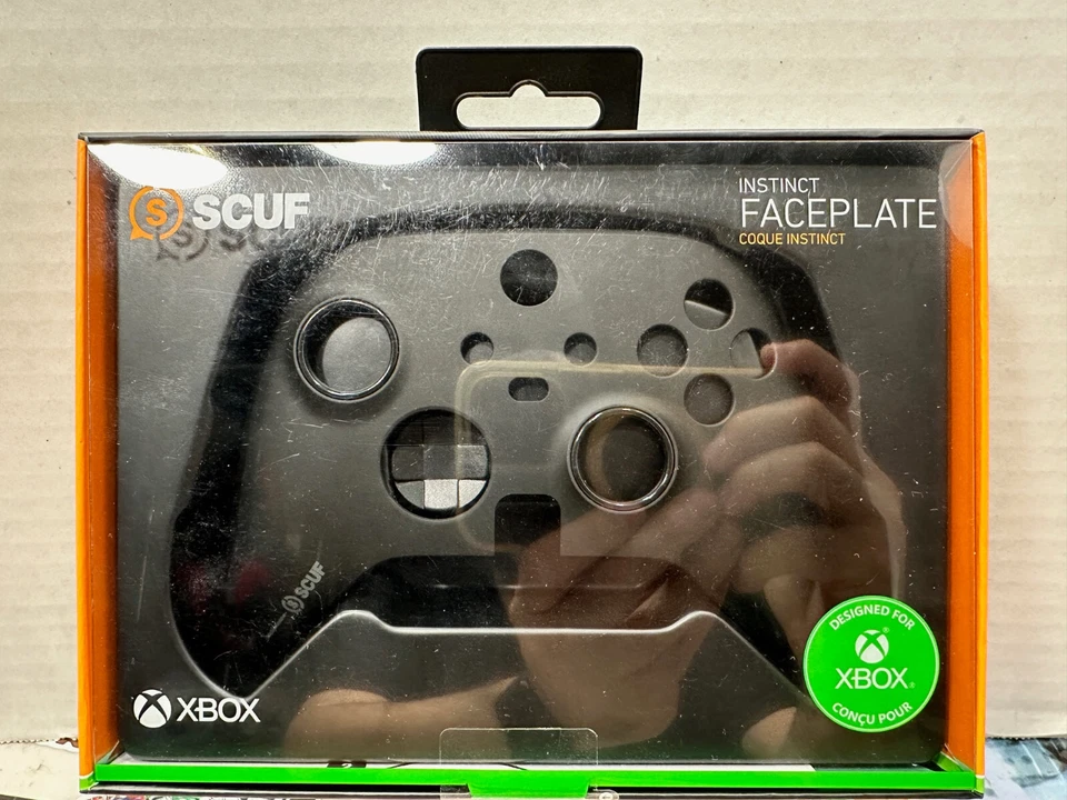 SCUF Black Instinct Removeable Faceplates Xbox Series X S & Xbox One Controller - Image 2 of 3