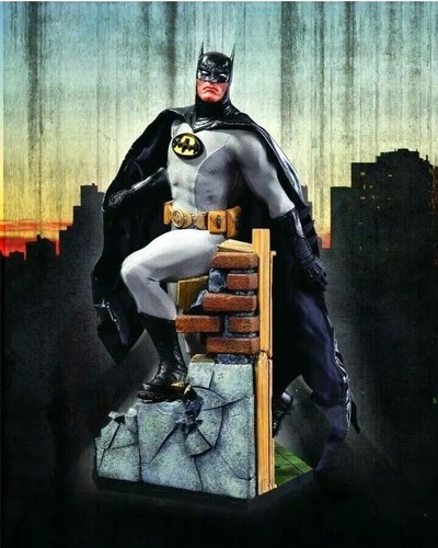 DC Collectables BATMAN 1/4 SCALE MUSEUM QUALITY STATUE Version Two 18 inch high - 第 1/3 張圖片