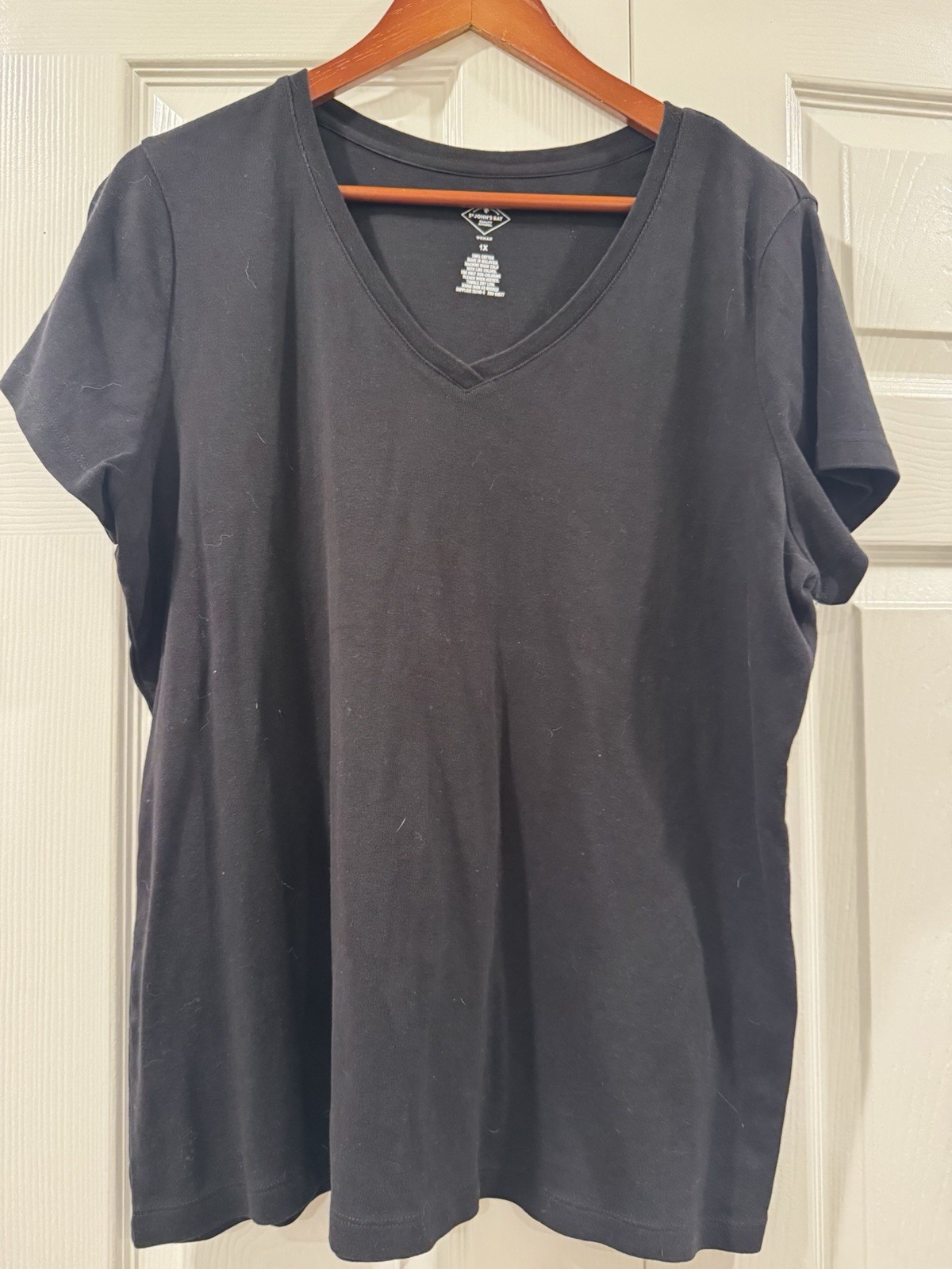 St. John's Bay Essential Tee Women's Plus 1X Short Sleeve Black V Neck