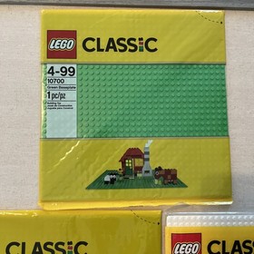 LEGO Classic White, Green, and Blue Baseplates BRAND NEW