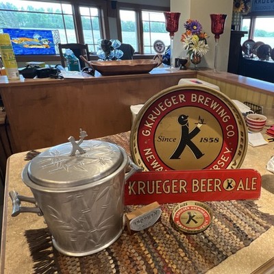 Krueger Beer Lot, Some Hard To Find Krueger Brewery Collectibles