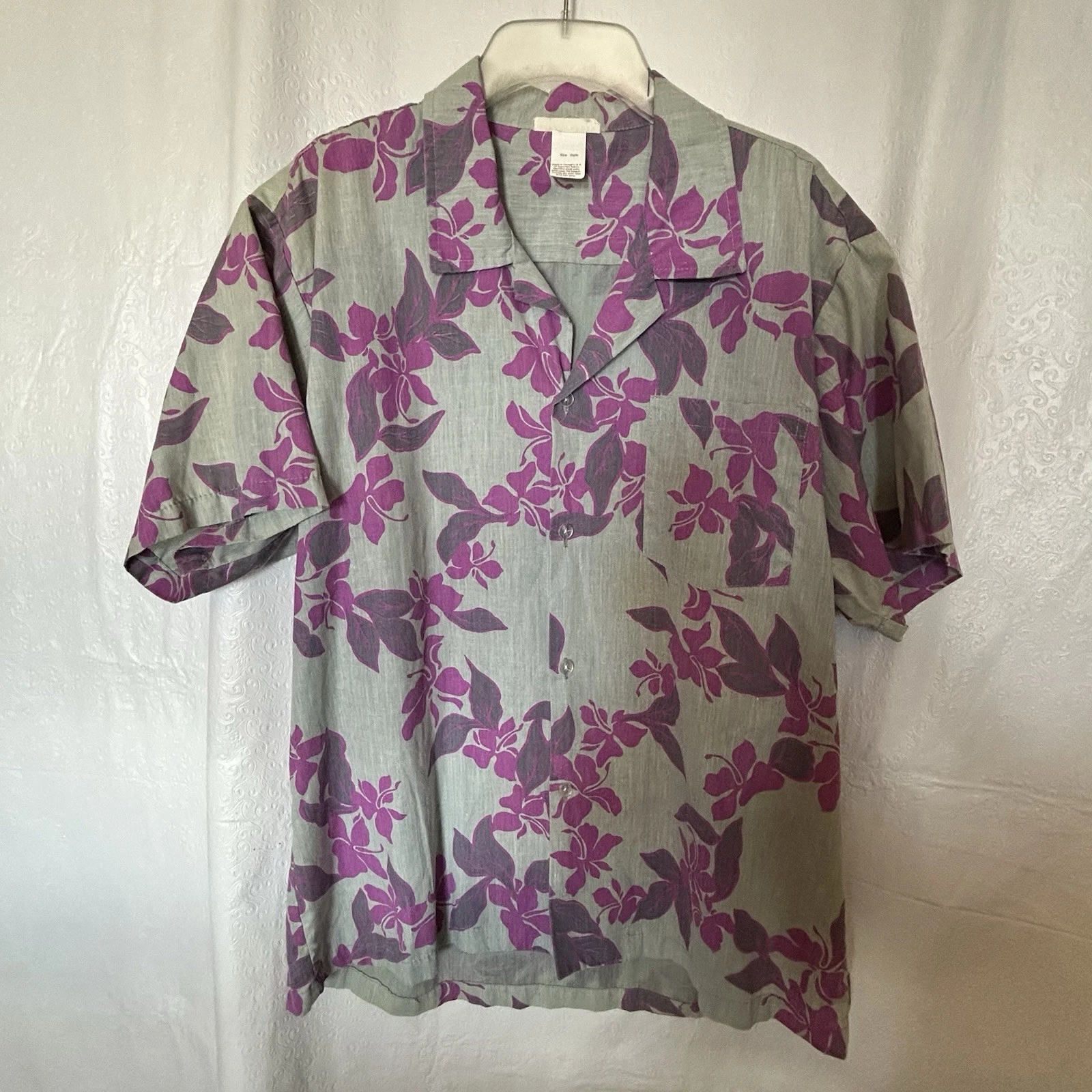 Hawaiian Floral Short Sleeve Button-Up Shirt Gray/Bright Pink Beach Vacay Sz L