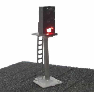 3 Aspect Platform Mounted Signal N Scale - Gaugemaster GM276
