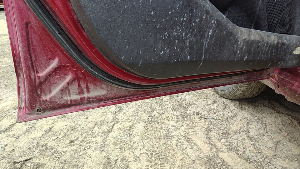 13 FORD FIESTA Front Door Driver Left Ruby Red Metallic rr - Изображение 2 из 2