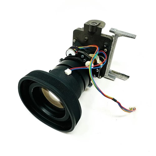 Tamron f/1.4 11.5-70mm Macro Camera Lens 046 - Picture 1 of 9