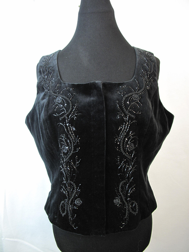 Laura Ashley black velvet Vest top size 14 beaded W-66 - 第 1/10 張圖片