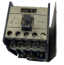 SIEMENS 3TH85 05-0A AUXILIARY RELAY CONTACTOR 5W 600V HEAVY DUTY 3TH85050A