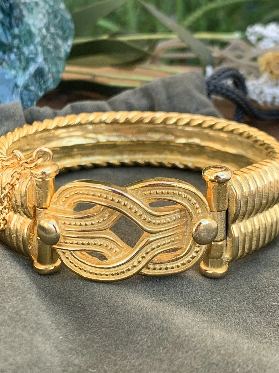 Vintage gold hotsell bracelets ebay