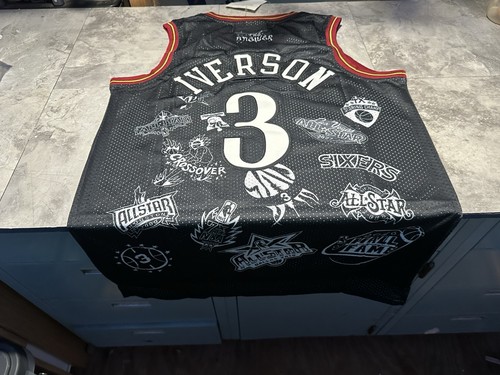 NWT Men’s Large Black Allen Iverson The Answer Philadelphia 76ers Sixers Jersey