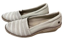 Keds Grasshoppers Women  s 7 Beige Slip On Comfort Shoes Casual Lightweight
