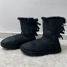 UGG Kid's Black Bailey Bow II Exotic Suede Boot Round Toe Shoes Size 4 US