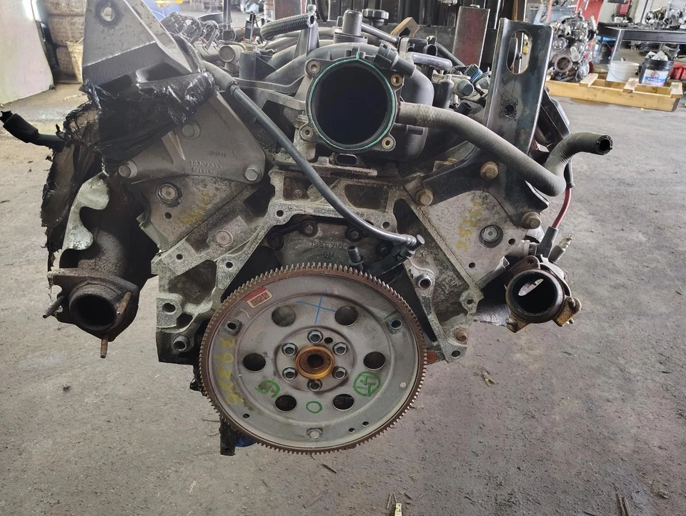 Used Engine Assembly fits: 2005 Pontiac Grand prix 5.3L VIN C 8th digit Foto 2 de 4