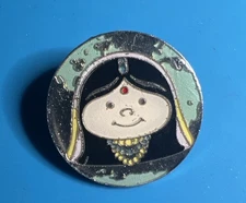 Hidden Mickey - DISNEY TRADING PIN - 2009 It's a SMALL WORLD - GIRL from INDIA
