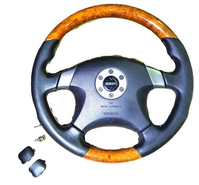 MOMO ウッドステアリング　φ35 350mm 03-93 19470 MOMO MOD. 07 Wood Steering Wheel | RH1905/35A0B – Automotived