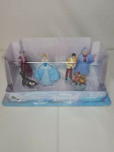 cinderella figurine playset
