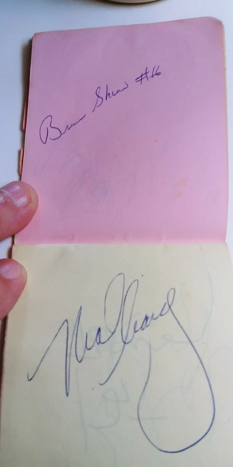 Autógrafos de Buffalo Bills 1974-75  Foto 4 de 4