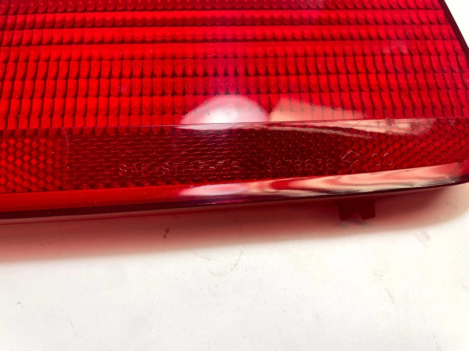 Lente de luz trasera lateral del pasajero derecho Plymouth 'Cuda Barracuda 1971 NOS 3514364 Foto 4 de 4